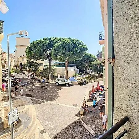 L'appartement D'augustin. * كان