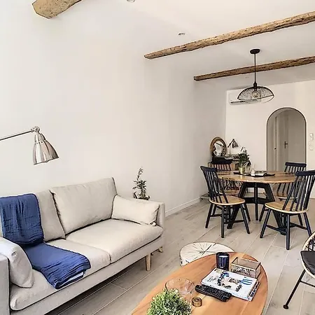 شقة L'appartement D'augustin. *